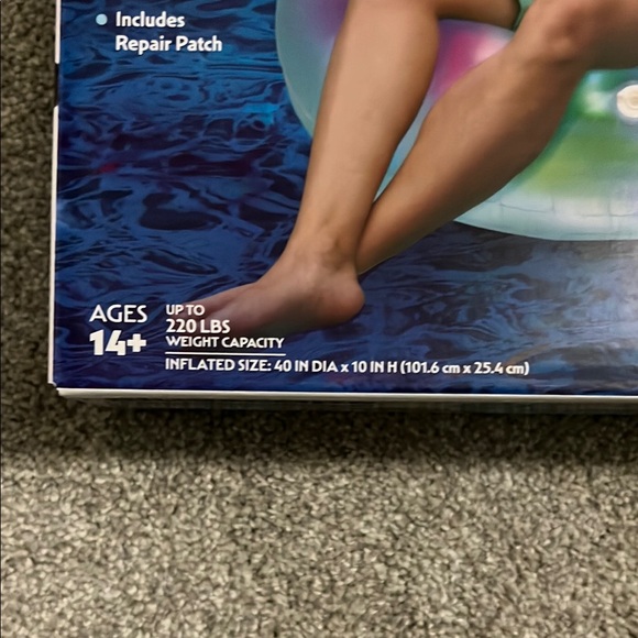 Bluescape LED Light-Up Pool Tube / Pool Float - Over 3ft wide - Up to 220lbs - Picture 8 of 9